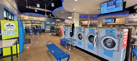 maplewood laundromat|coin laundry maplewood mn.